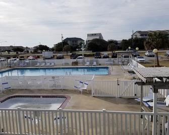 Poolside Ground Floor Studio Unit #125. Just a few steps to the ocean - Atlantic Beach - Piscina