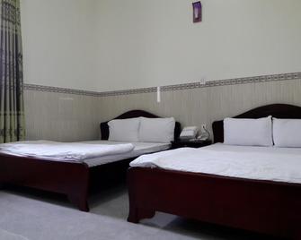 Trung Luong Hotel 2 - My Tho - Bedroom