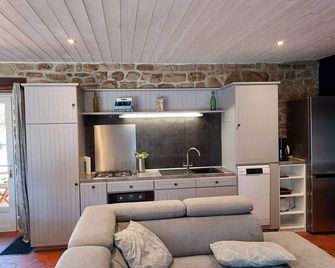 Maison bretonne à la ferme de Léanou - 1km from the beach - Fouesnant - 8 people - Fouesnant - Keuken