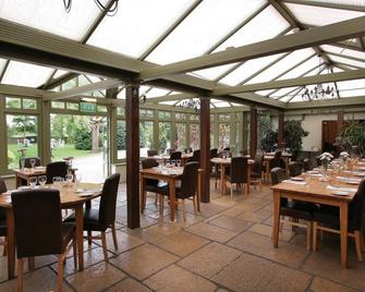 Marsh Farm Hotel - Swindon - Restaurant