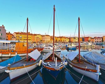 Apartments Josip 2304 - Rovinj