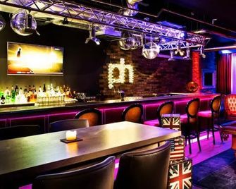 B&B HOTEL Ipswich - Ipswich - Bar