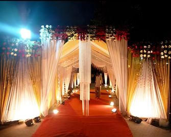 Hotel Kings Retreat - Patiala - Edificio