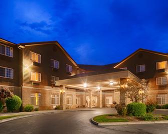 Best Western Plus Kennewick Inn - Kennewick - Edificio