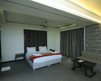 Kumar Resort By Turtle, Lonavala - Lonavala