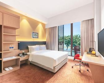 Holiday Inn Express Kota Kinabalu City Centre - Kota Kinabalu - Yatak Odası