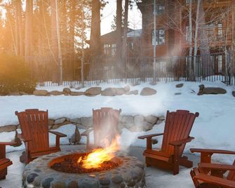 2 Bedroom - Hyatt High Sierra Lodge - Full Resort Access - Incline Village - Patio