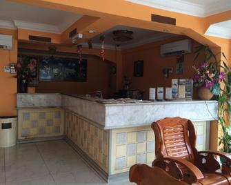 Palace Inn - Miri - Vastaanotto
