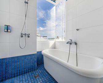 Green Beauty Homestay - Hengchun Township - Bathroom