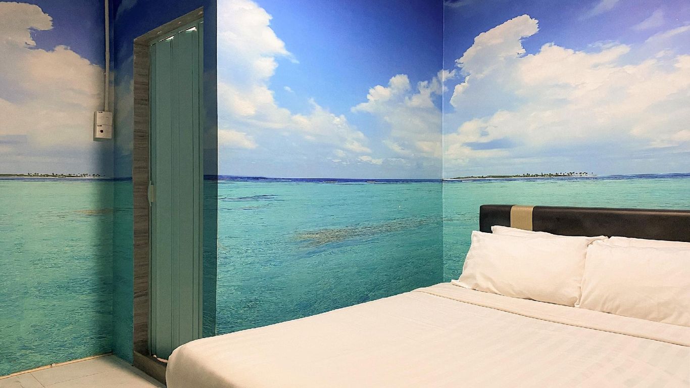 Spot On 89673 Good Friend Hotel