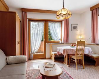 Mayr Apartments Drei - Plaus - Sala de estar