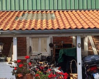 Ferienwohnung-Ulinde - Lübeck - Außenansicht