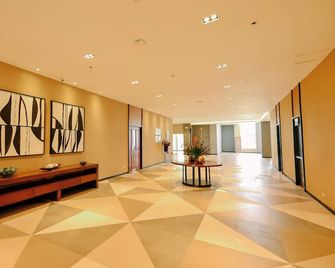 Sotogrande Hotel and Convention Center Batangas - Bauan - Hall d’entrée