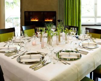 Maiers Johanniterbad Ringhotel Rottweil - Ротвайль - Ресторан