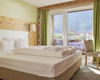 Gartenhotel Linde - Ried im Oberinntal - Camera da letto