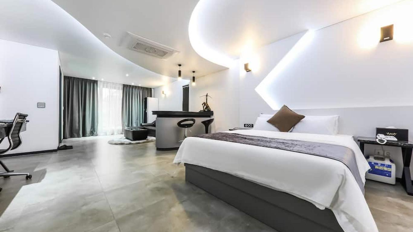 أريا هوتل سيوسان