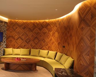 Wedcation By Tivoli, Israna - Pānīpat - Lounge
