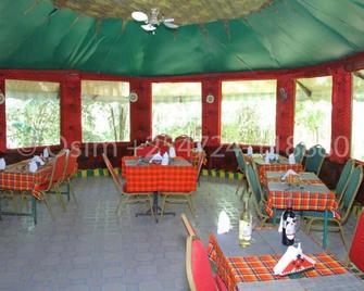 Osim Country Lodge - Narok - Restaurant