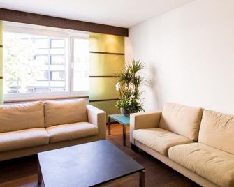 Apartmenthaus Zum Trillen - Basel - Wohnzimmer