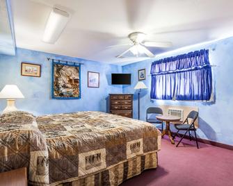 Rodeway Inn and Suites Big Water - Antelope Canyon - Big Water - Bedroom