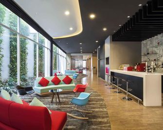 ibis Jakarta Harmoni - Τζακάρτα - Bar