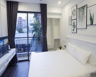 Amy Hotel And Apartment Hue - Hue - Bedroom