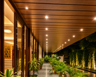 The Golden Palms Hotel & Banquet - Siwan - Lobby
