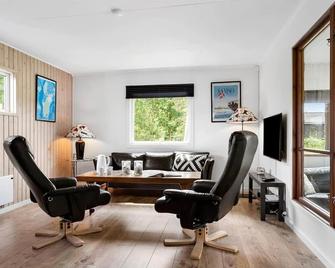 20221-Samso-Violvej-8 - Samsø - Living room