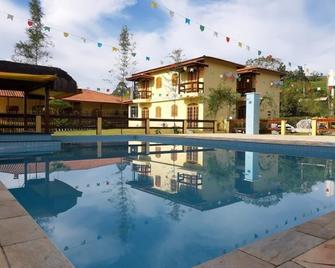 Sítio C/chalés Priv Para Eventos/enc Familiares - São Paulo - Piscina