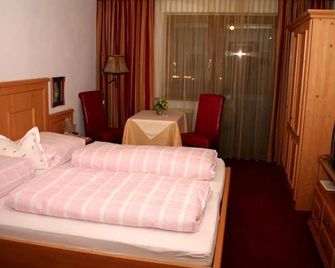 Hotel Edelweiss - Fugen - Slaapkamer