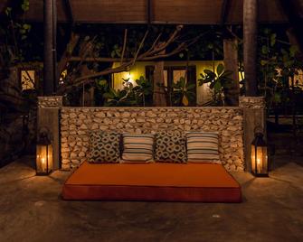 Mi Lugar Retreat And Spa - Hanimaadhoo - Patio