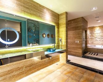 Six Star Motel-Zhongli - Taoyuan City - Bathroom