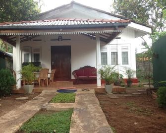 Villahredpalm - Galle - Patio