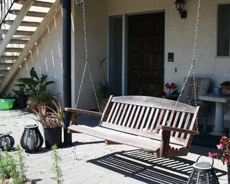 Enjoy Your Visit To A Private Horse Ranch! - Fallbrook - Patio