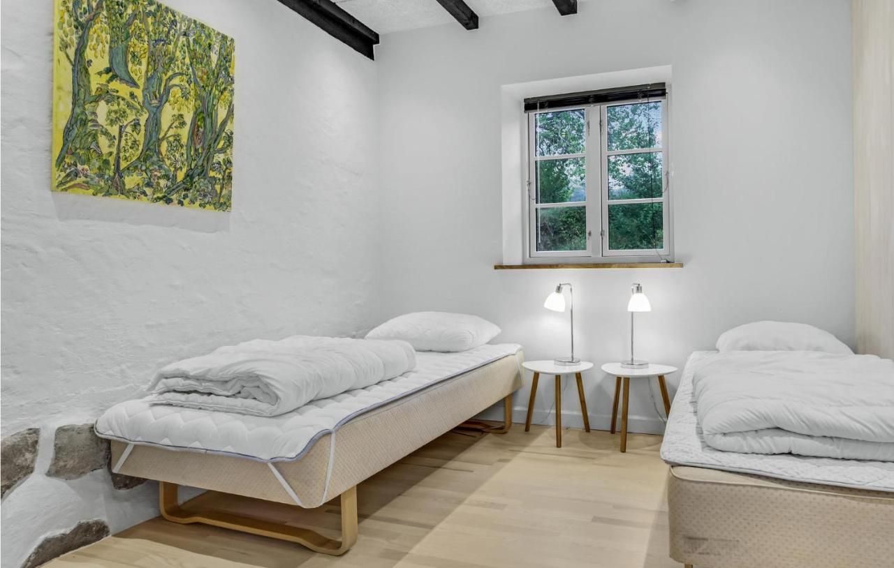 Cozy Apartment In Gudhjem With Kitchen – Gudhjem