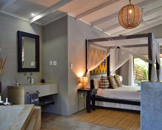 Foxy Crocodile Bush Lodge & Kruger Safari's - No Loadshedding - Marloth Park - Chambre