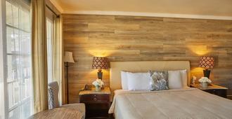 Inn By The Bay Monterey - Monterey - Schlafzimmer