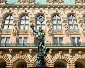 فندق ميركيور هامبورغ آم فولكسبارك - هامبورغ - مبنى