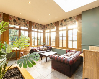 The Speech House Hotel - Coleford - Lounge