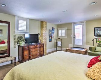 The Loft on Center - Logan - Habitación