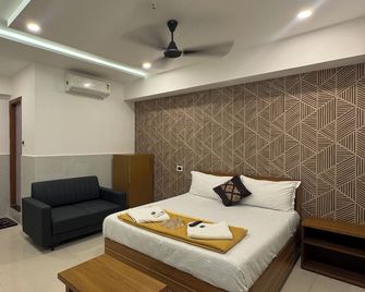 Hotel Kalp Rooms - Vyāra
