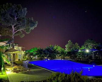 Beautiful 2+1 Apartment In Apollonium Beach & Spa Resort - Akbük - Pool