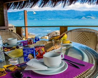 Pousada Isola Bella - Sobre o Mar - Ilhabela - Restaurante