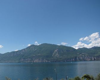 Villa Josefine Lake Front - Adults Only - Limone sul Garda - Buiten zicht
