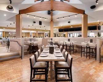 Sandman Hotel & Suites Kelowna - Kelowna - Restaurant