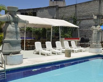 Hotel Quinta de la Rosa - Cuautla - Zwembad