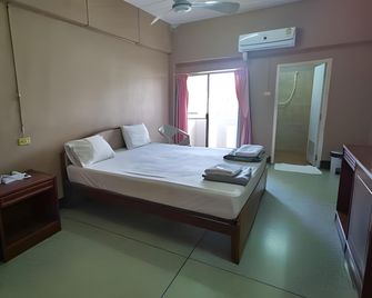 Dma Hotel - Khon Kaen - Yatak Odası