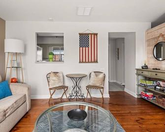 Riverfront 786 - Nashville - Sala de estar
