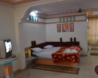 V Resorts Hotel Pachmarhi - Pachmarhi - Habitación