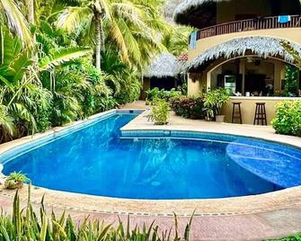 Firefly Beach Bungalows - Troncones - Pool